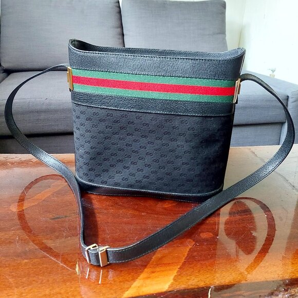 Vintage Gucci cross body bag. Micro GG, leather and canvas. - Picture 1 of 7